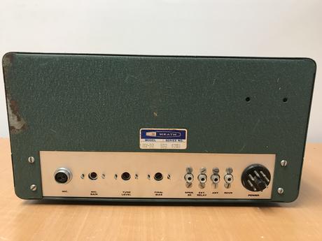 HW-32 back